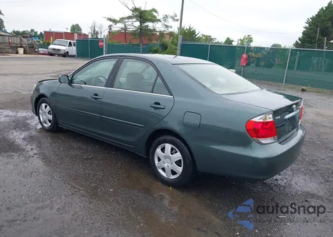 2006 Toyota Camry Le из США, поврежденный, VIN JTDBE30K663053256